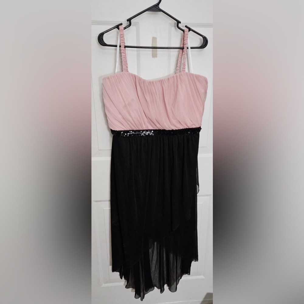 NWOT Enfocus Women 20W Black and Pink Spaghetti Trap High Low Dress